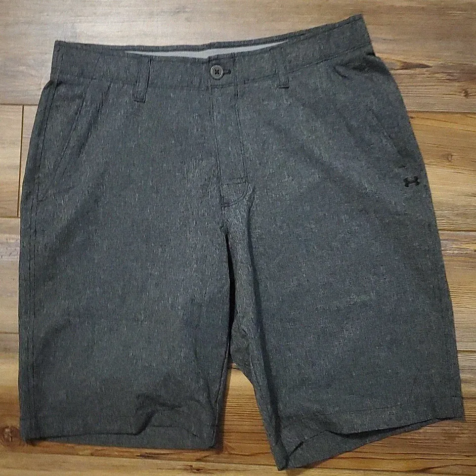 Under Armour Mens 34 Charcoal Gray Performance Golf Shorts Flat Front HeatGear