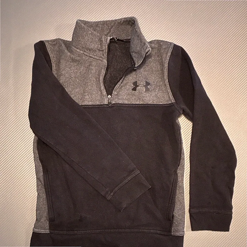 Under Armour Threadborne 1/4 Zip Fleece Sweatshirt Colorblock Gray/Black Kids M