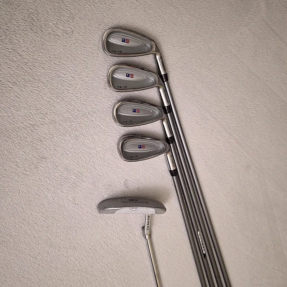 US Kids Golf Tour Series TS-12 Junior Iron Set 5,6,8,P + 508 Putter RH Graphite