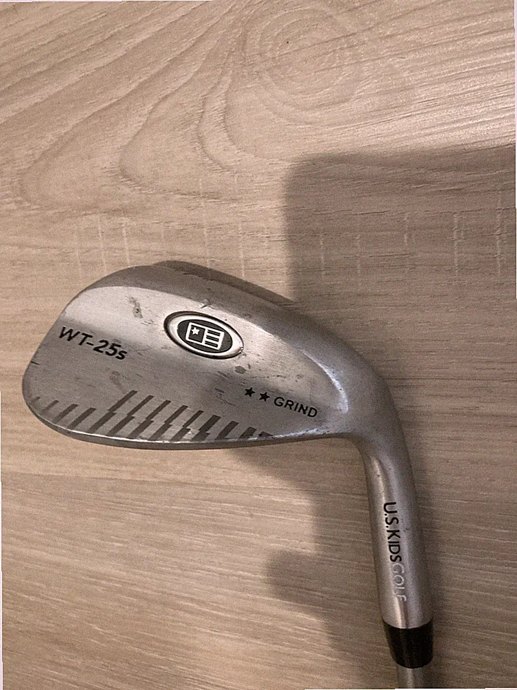 US Kids Golf Ultralight WT-25 Sand Wedge 56°/12° Graphite 42 Right Handed USKG