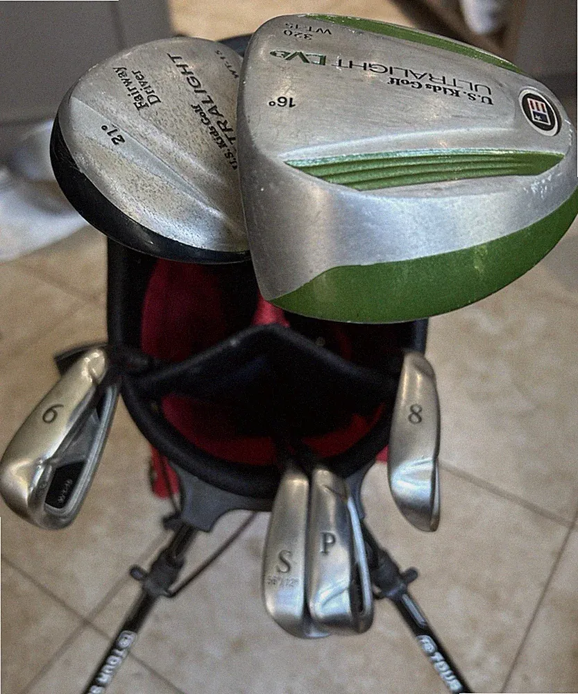 US Kids Golf WT-15 57 in Playing Height 6 Club Starter Set w/Tour Series bag RH