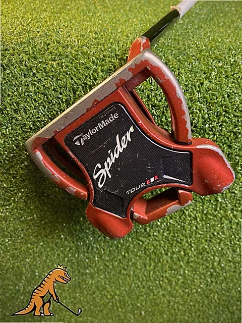 Used RH TaylorMade Spider Tour Red 34” Mallet Putter
