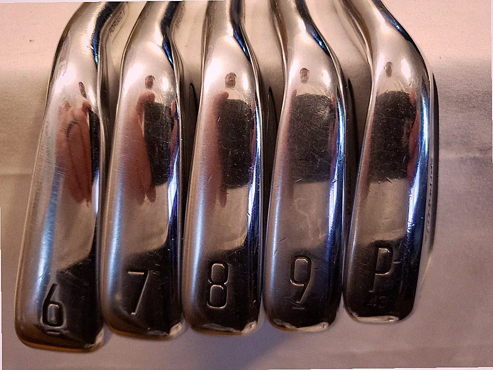 Used Titleist T200 2023 Iron Set (6-PW) 5 Irons - AMT Black S300 Stiff - RH