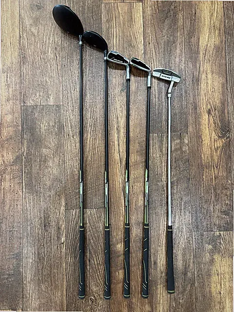 Used Top Flite Boys Junior Set - Driver, Hybrid, 9 Iron, Sand Wedge, and Putter