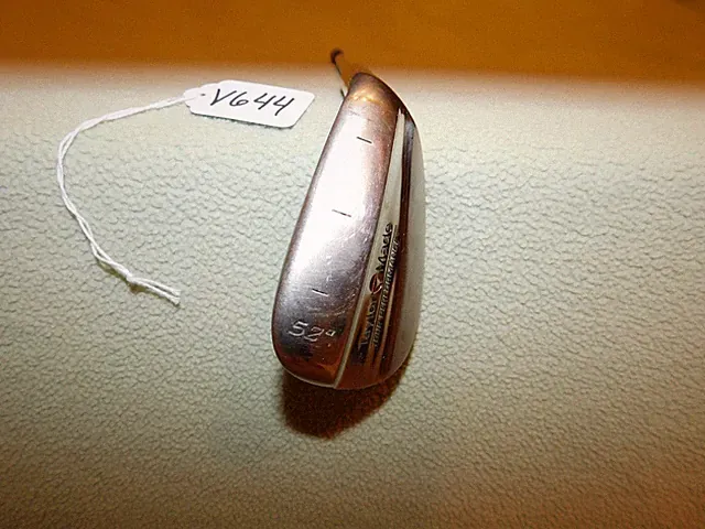 Vintage Taylor Made Tour Performance Wedge Flex 52* Wedge 35.5 Inches V644