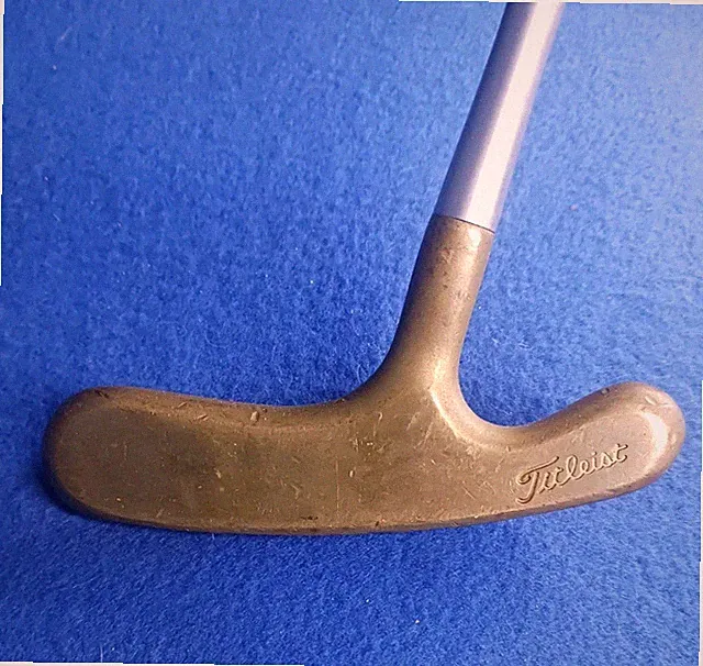 Vintage Titleist Bulls Eye John Reuter Jr. LaFemme Putter. Original Grip