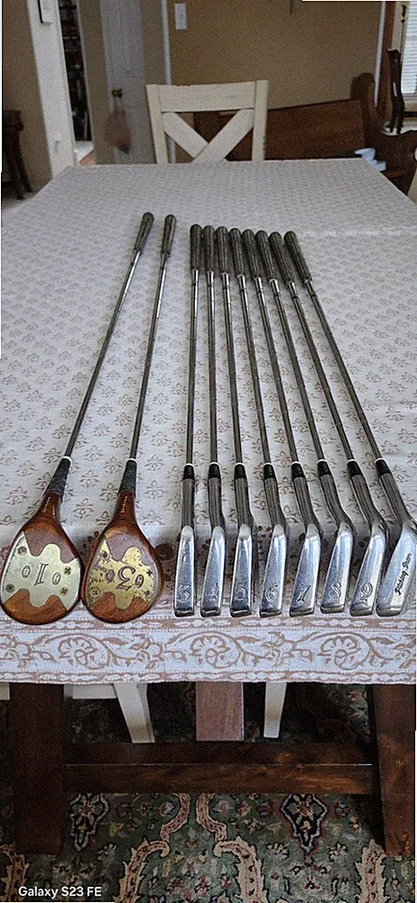Vintage H&B PowerBilt Levelume Women's Golf Set 3-PW + Woods