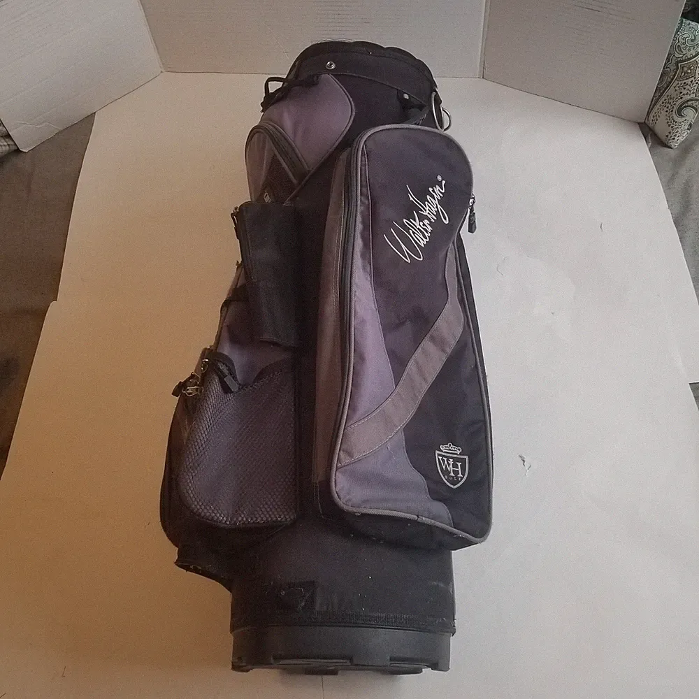 Walter Hagen 13-Way, Pockets, Outer Putter Well, Cart Bag
