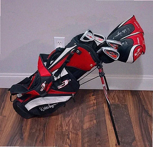Walter Hagen Series II Junior Golf Club Set w/ Stand Bag LH