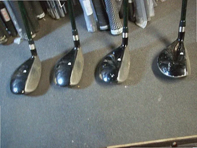 Warrior Hybrids - 2,3,4,& 5 / graphite - regular flex - right hand