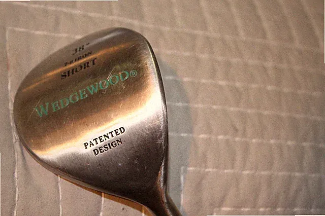 WEDGEWOOD -SHORT # 7-8 IRON- 38 DEGREE-GRAPHITE SHAFT-LADIES -R/H