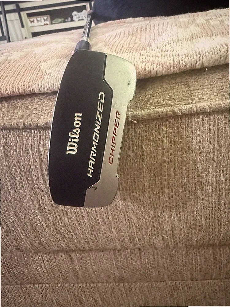 Wilson Harmonized Chipper RH Men’s Golf Club Black Silver Used