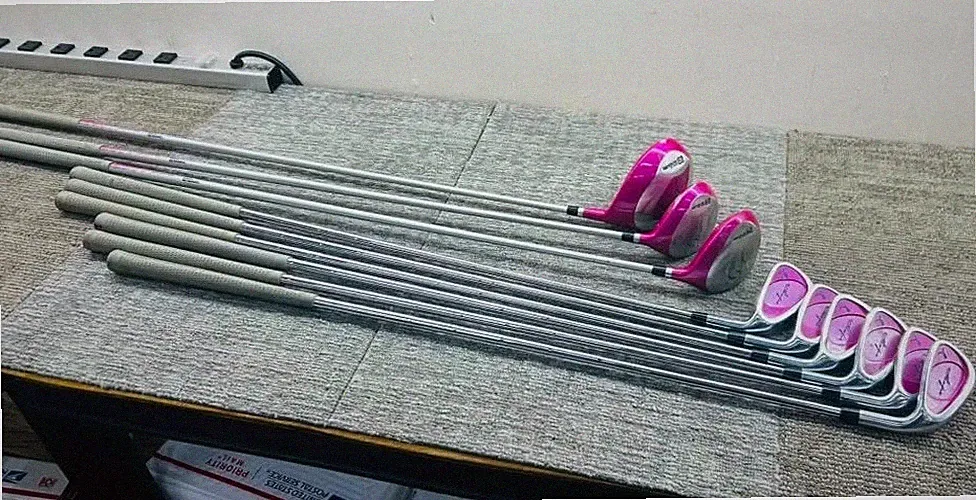 Wilson Hope Breast Cancer Awareness Women’s Golf Club Set of 11 Ladies Set Rare