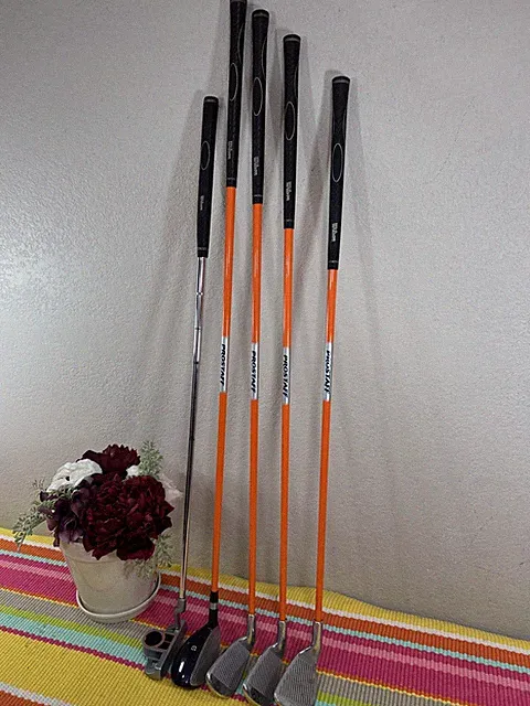 Wilson Jr. Flex Prostaff 5 Piece Golf Set Hybrid 5I, 7I, SW, Putter & Driver RH