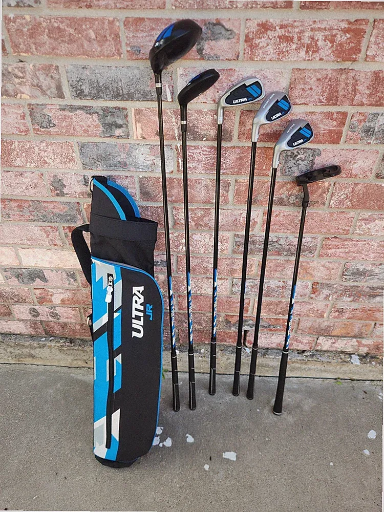 Wilson Ultra JR Left-Handed Junior Golf Set