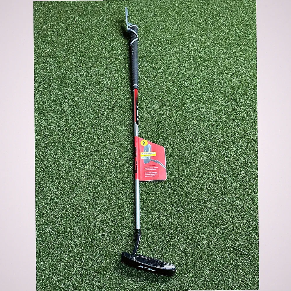 Wilson Juniors Putter for Ages 11-13 Super Game Improvement Blade Putter