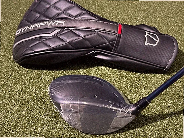 WILSON MAX + DYNAPWR 9 º DRIVER " FUJIKURA VENTUS BLUE TR 5R" W/ HEADCOVER