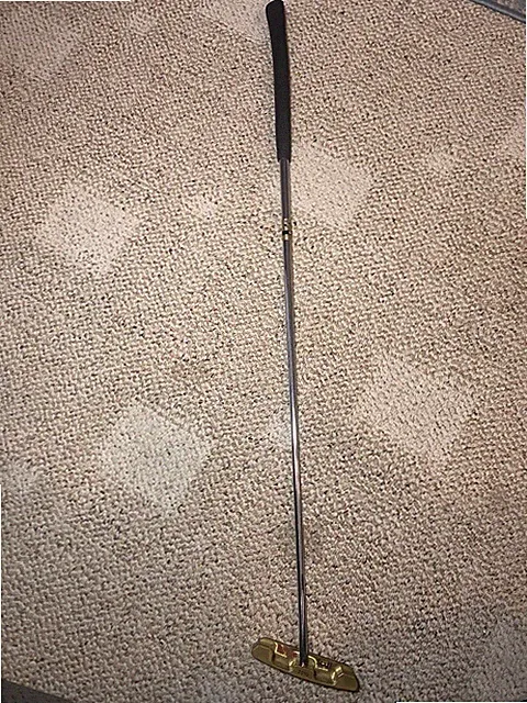 WILSON STAFF 2010 BLADE PUTTER 38” PRECISION MILLED FLAT LIE CENTER SHAFTED RH