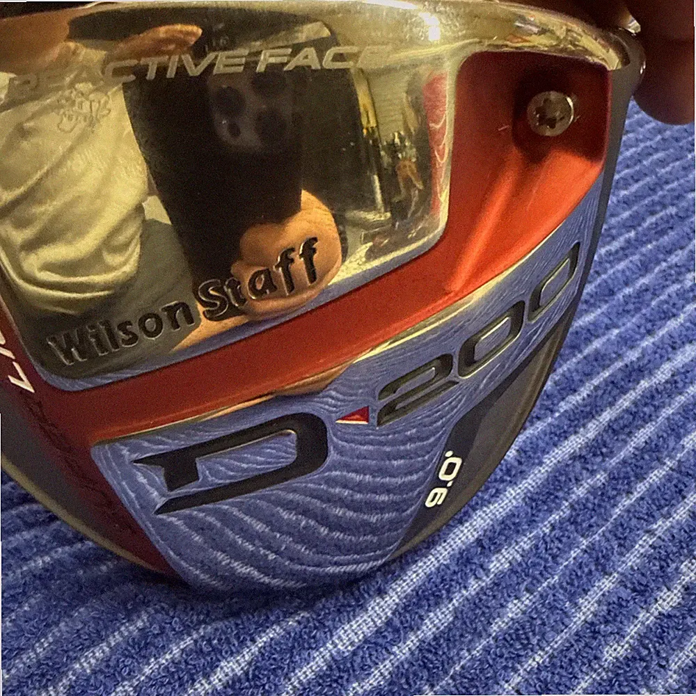 Wilson Staff D200 Driver 9* RH Mamiya Elements S Flex Golf Pride Grip W/HC