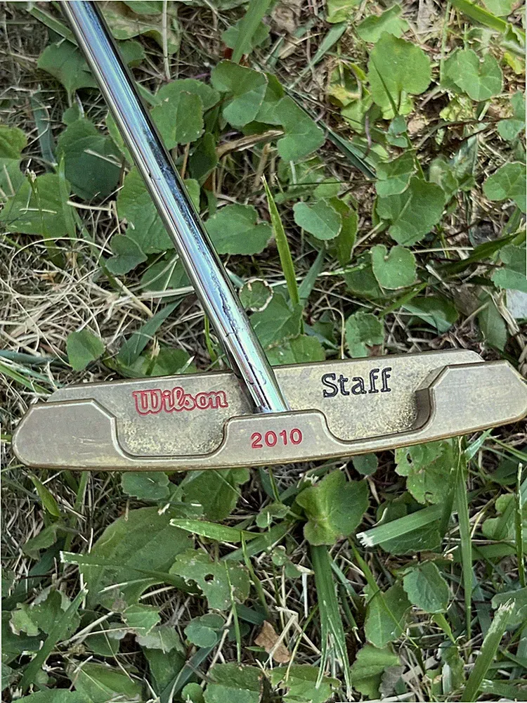 Wilson Staff Model 2010 Brass Milled Putter - Right Handed Center Shaft 33"