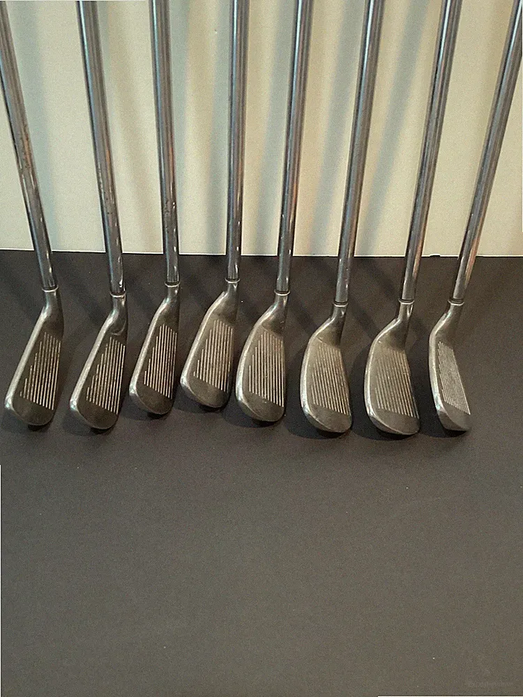 Wilson Staff Regular Flex Mendralla Cavity Golf Clubs Irons set