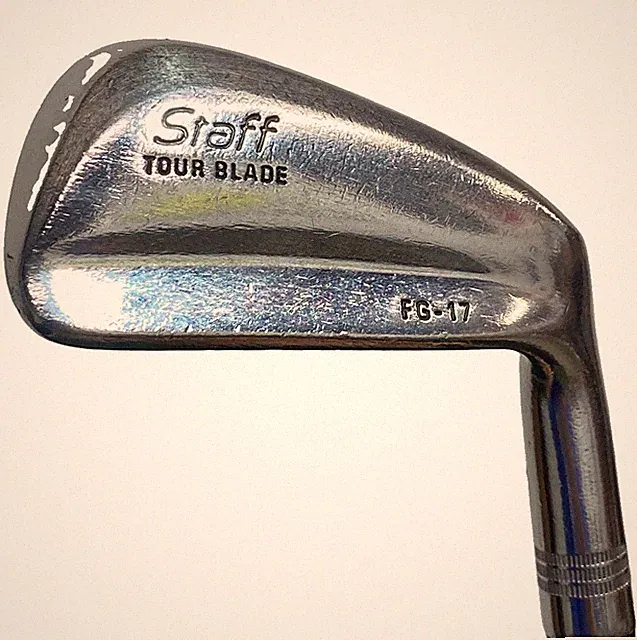 Wilson Staff Tour Blade FG-17 7 Iron RH Dynamic Regular Steel 37" Factory Grip
