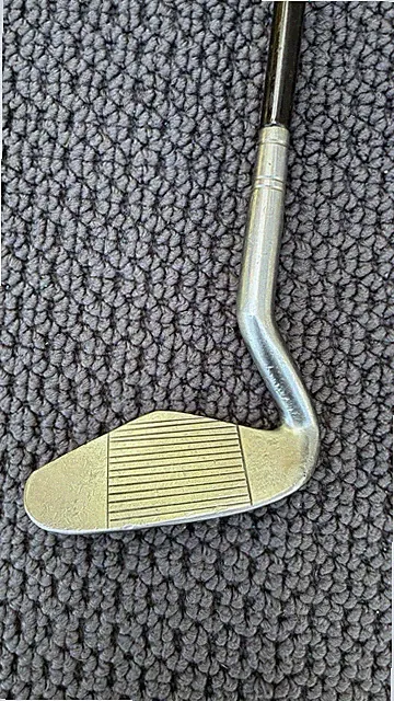 WILSON SWAN NEK, CHIPPING IRON, VINTAGE GOLF CLUB, ...............40 % OFF