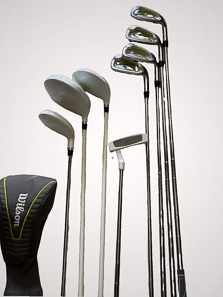 Wilson Ultra BLK Women's Golf Set