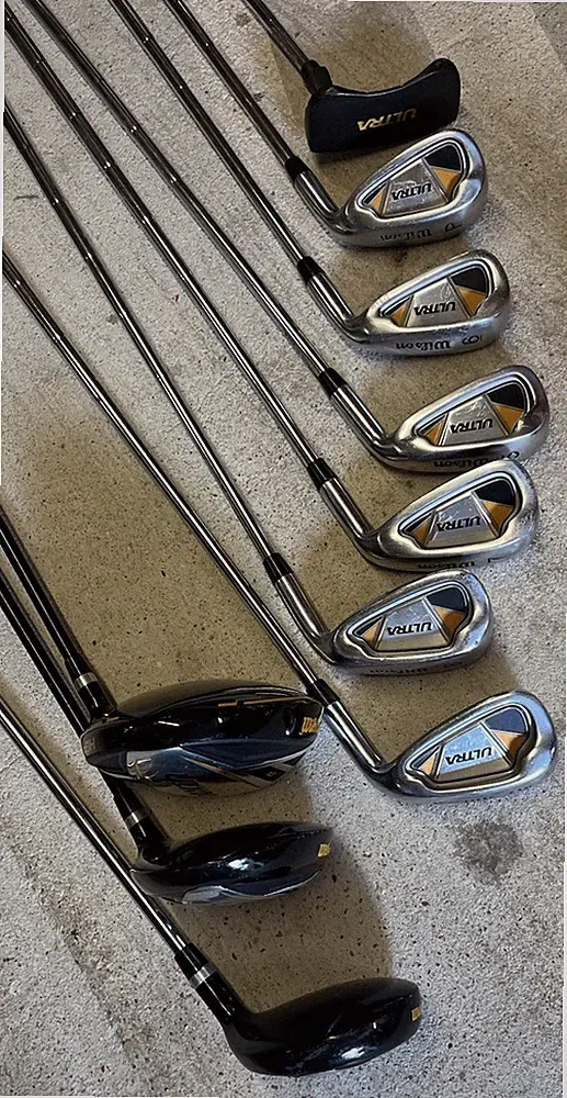 Wilson Ultra Golf Clubs Lot 5,6,7,8,9,P, Putter And 10.5, FW, 4h