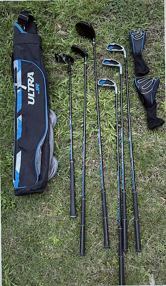 Wilson Ultra Junior Golf Set Clubs + Bag Used Right Hand Blue 11-14