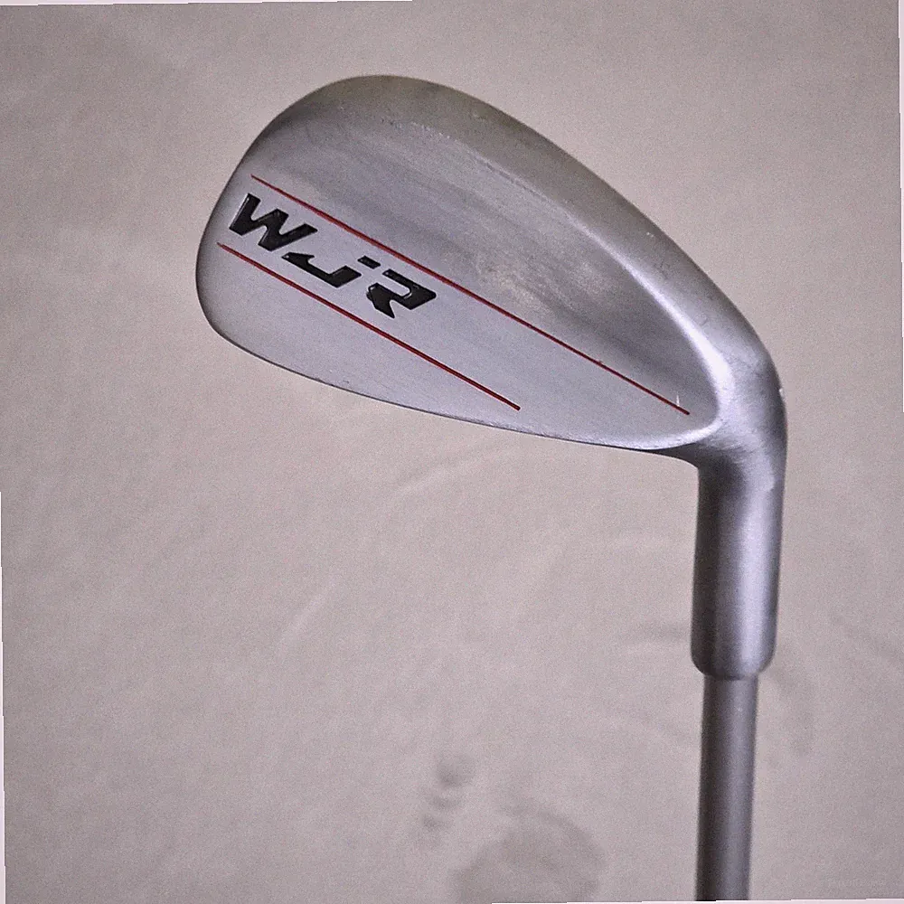 Wilson WJR Junior Wedge RH Youth Flex Steel Shaft Kids Golf Club Silver