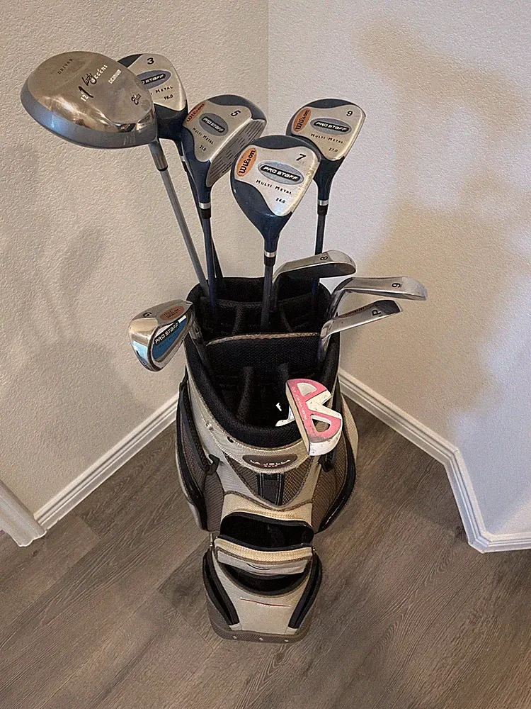 Women's Golf Set w/ Bag (Wilson Pro Staff Full Set, Driver, and Putter included)