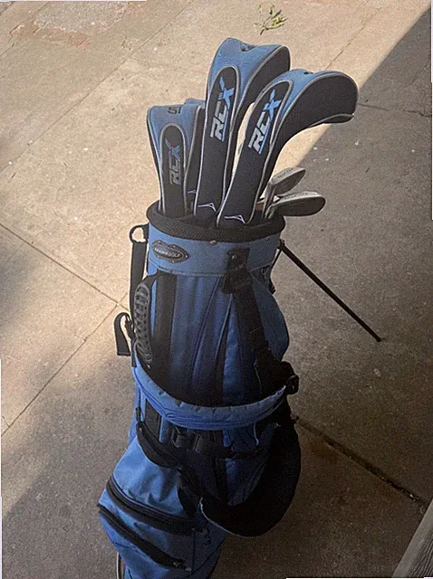 Women’s Used Acuity Complete Golf Set w/ Stand Bag +, Glove & Tees
