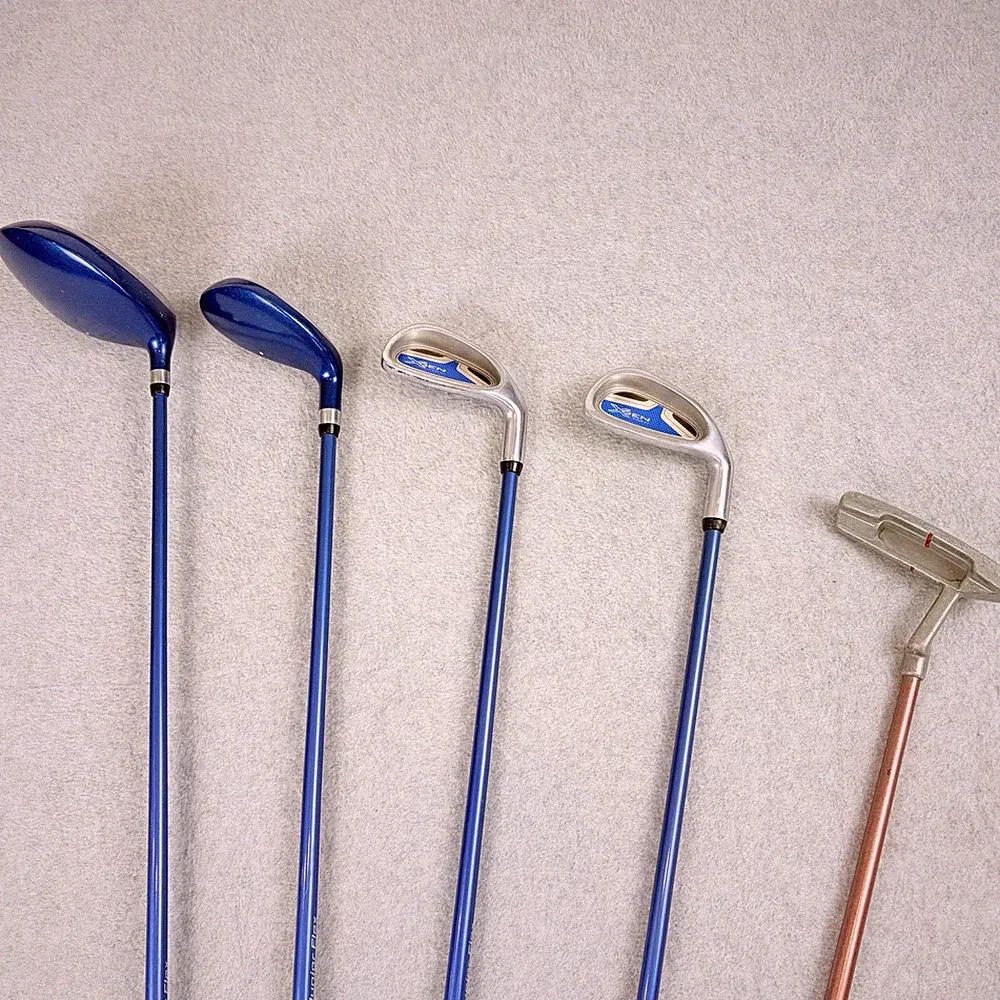 XGen Junior Right Handed Golf Clubs Set 5 Piece Driver Hybrid Irons Putter