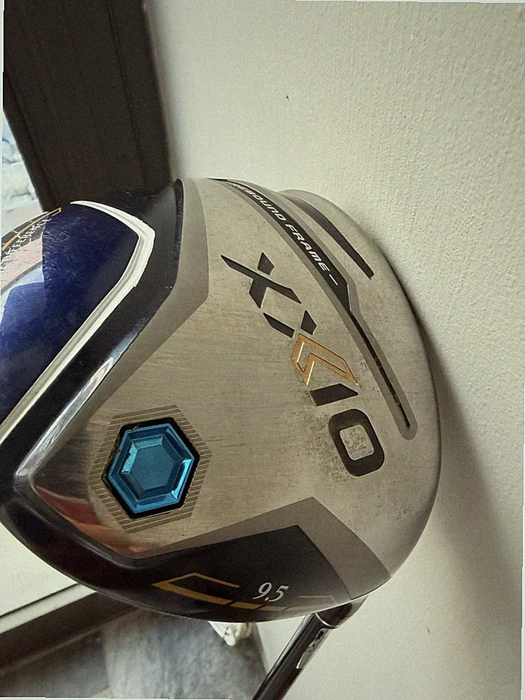 XX10 9.5* Driver MP1200 35g Regular Flex Graphite Shaft Used.Made In Japan