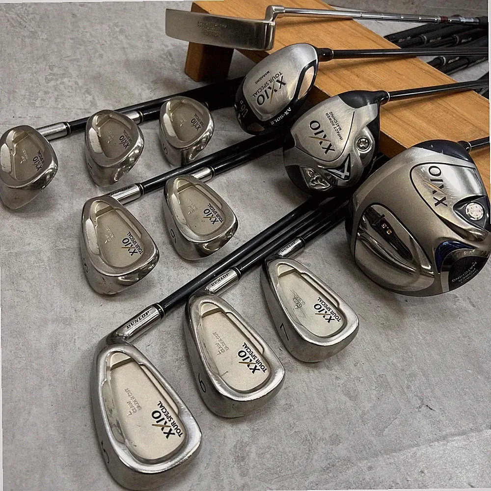 XXIO Men's Golf Club Set 12pcs Carbon Right Handed maruman Putter