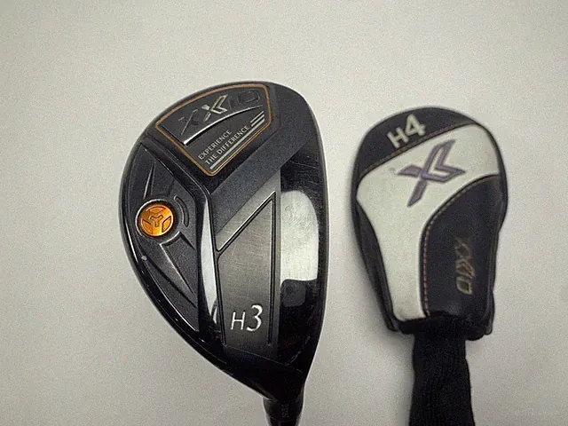 XXIO X Black 3 Hybrid 18* Miyazaki AX-1 Flex 4333 55g Stiff RH HC