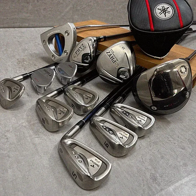 Yamaha Bridgestone TourStage Men's Golf Club Set 12pcs Right Handed